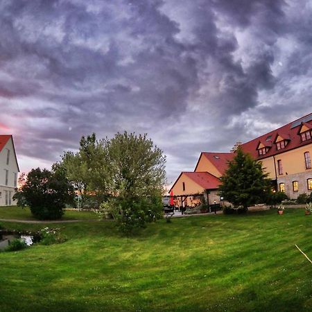 Hotel Und Restaurant Rittergut Kreipitzsch Naumburg  Esterno foto