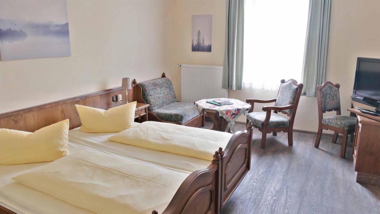 Hotel Und Restaurant Rittergut Kreipitzsch Naumburg  Esterno foto