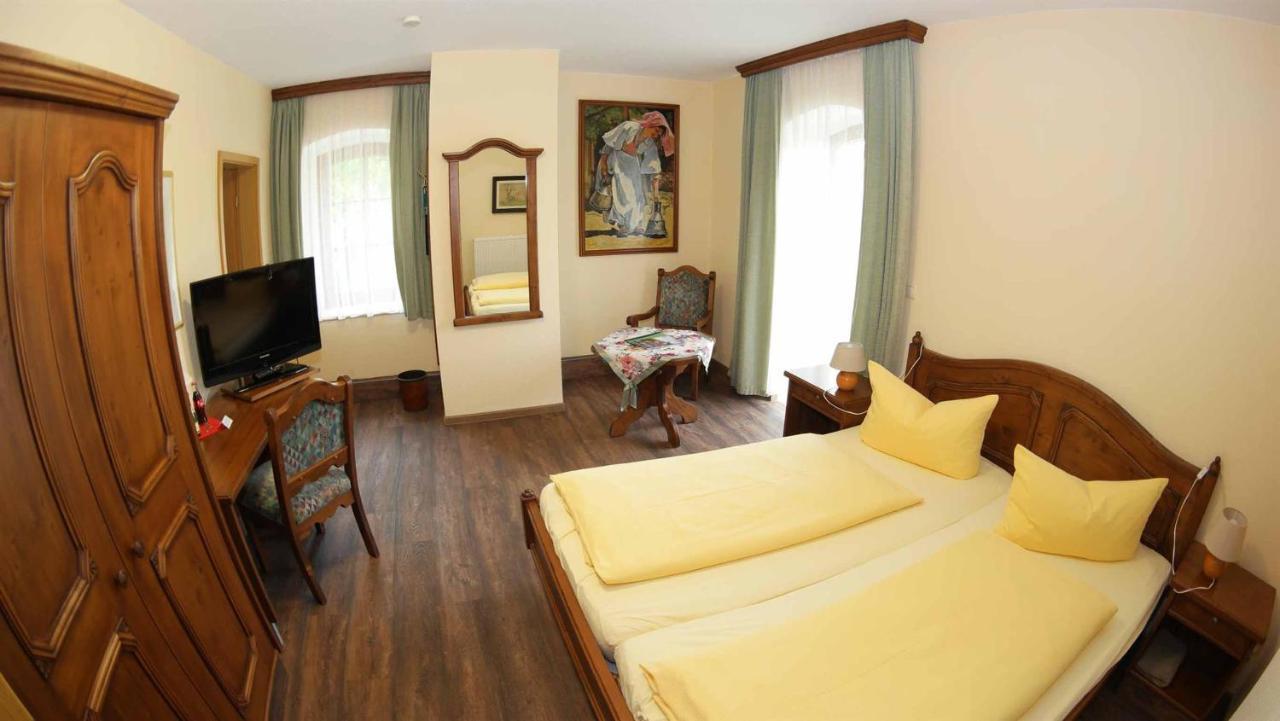 Hotel Und Restaurant Rittergut Kreipitzsch Naumburg  Esterno foto