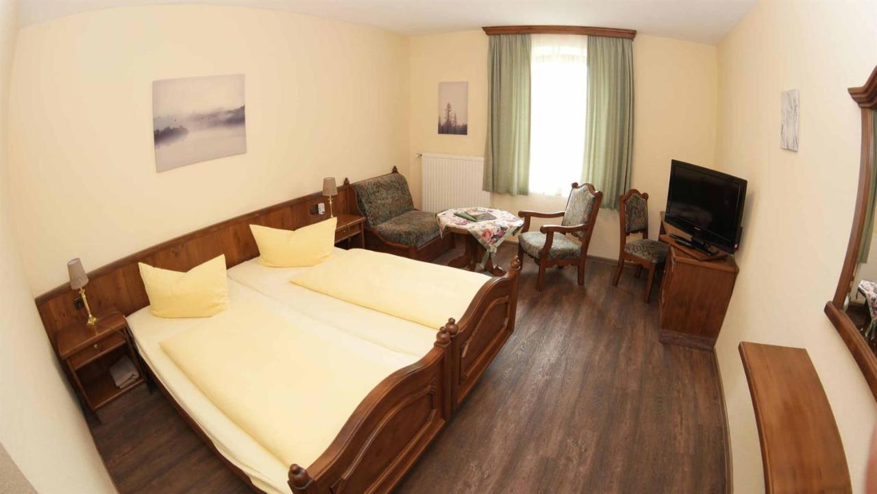 Hotel Und Restaurant Rittergut Kreipitzsch Naumburg  Esterno foto