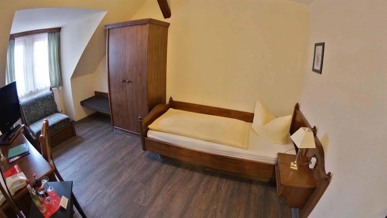 Hotel Und Restaurant Rittergut Kreipitzsch Naumburg  Esterno foto