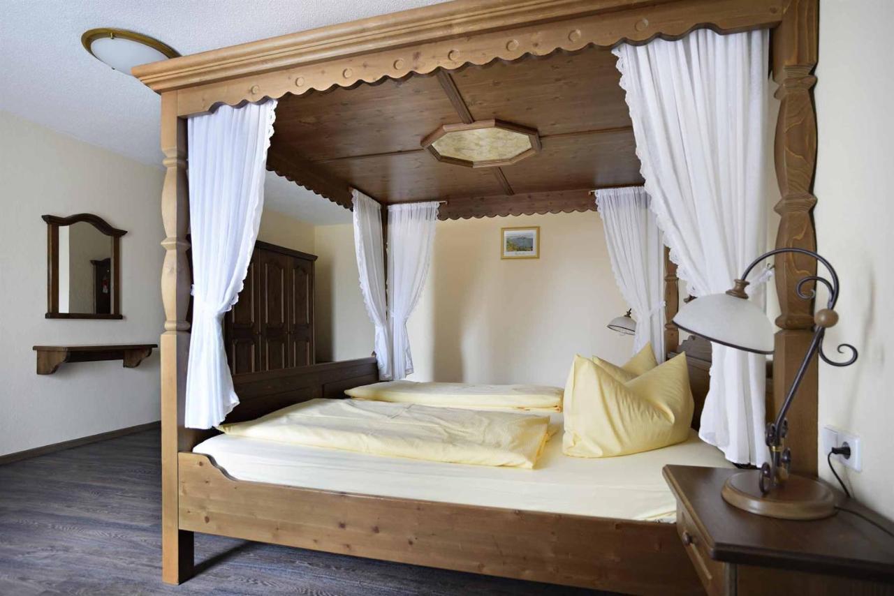 Hotel Und Restaurant Rittergut Kreipitzsch Naumburg  Esterno foto