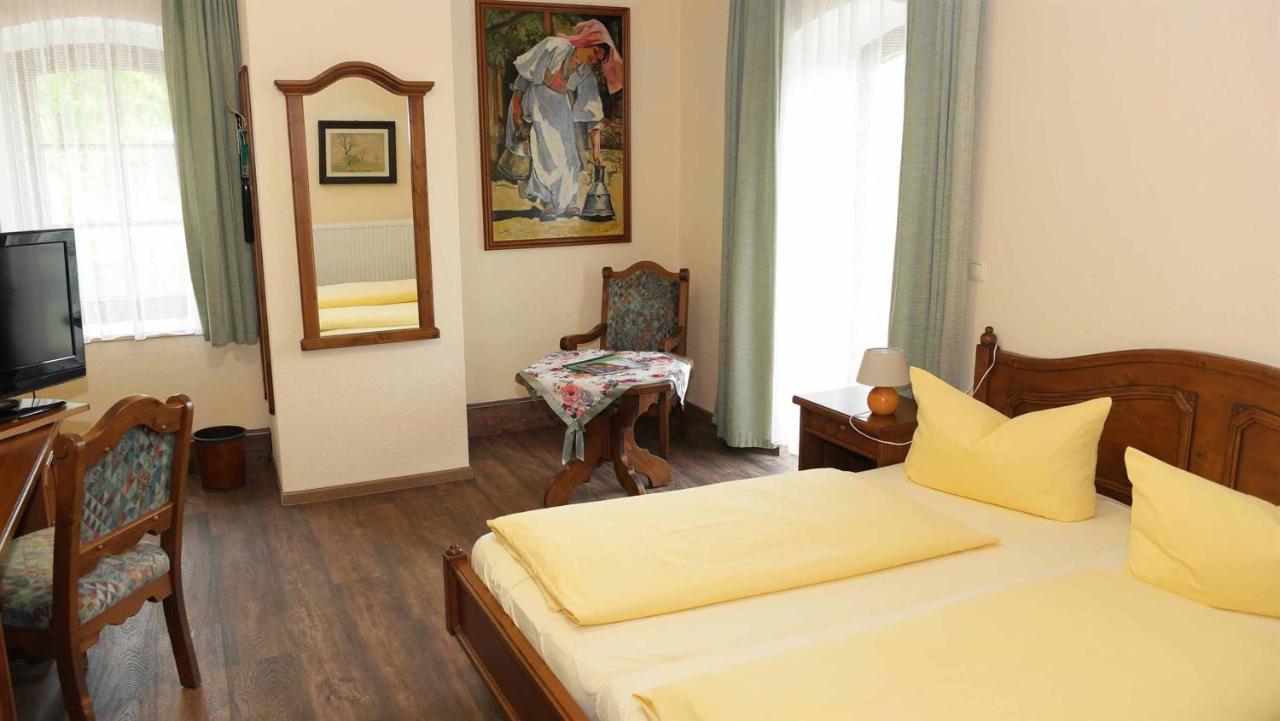 Hotel Und Restaurant Rittergut Kreipitzsch Naumburg  Esterno foto
